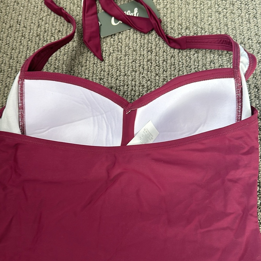 Women’s halter swimsuit - Picture 8 of 10